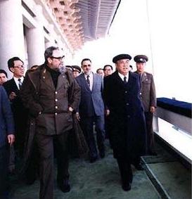 Prezydent Kim Il Sung wraz z Fidelem Castro podczas jego oficjalnej wizyty w KRL-D – 1986